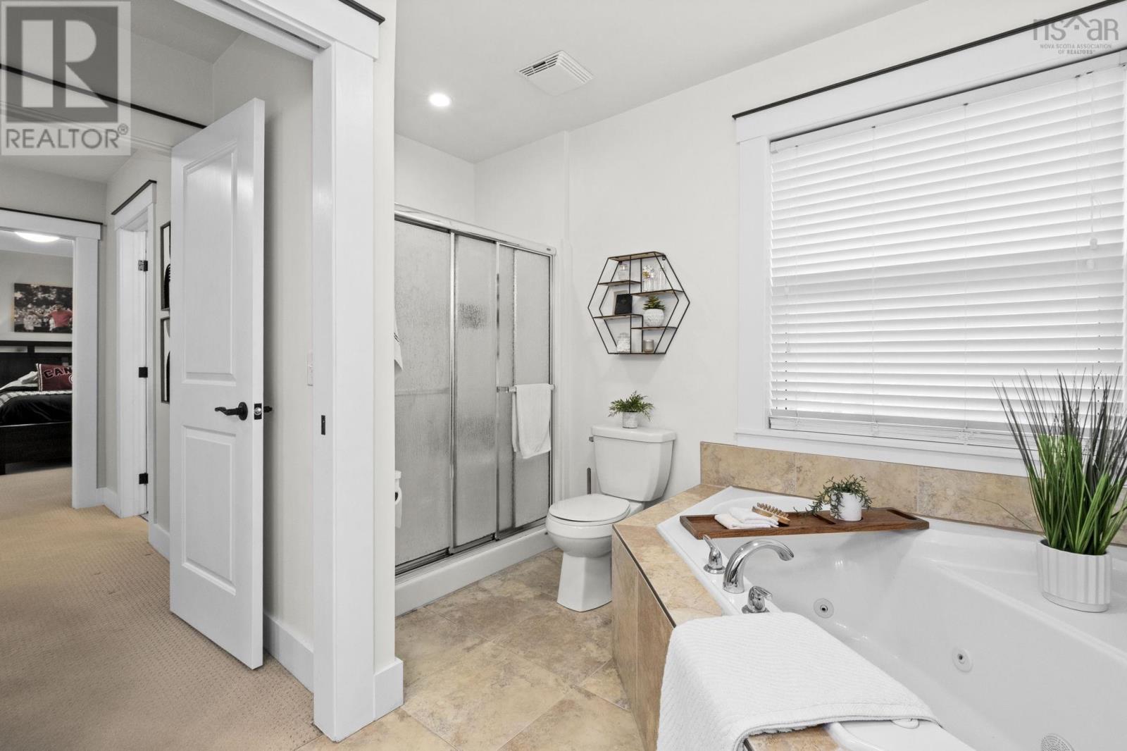 Property 29 of 50 of 124 Beachstone Drive