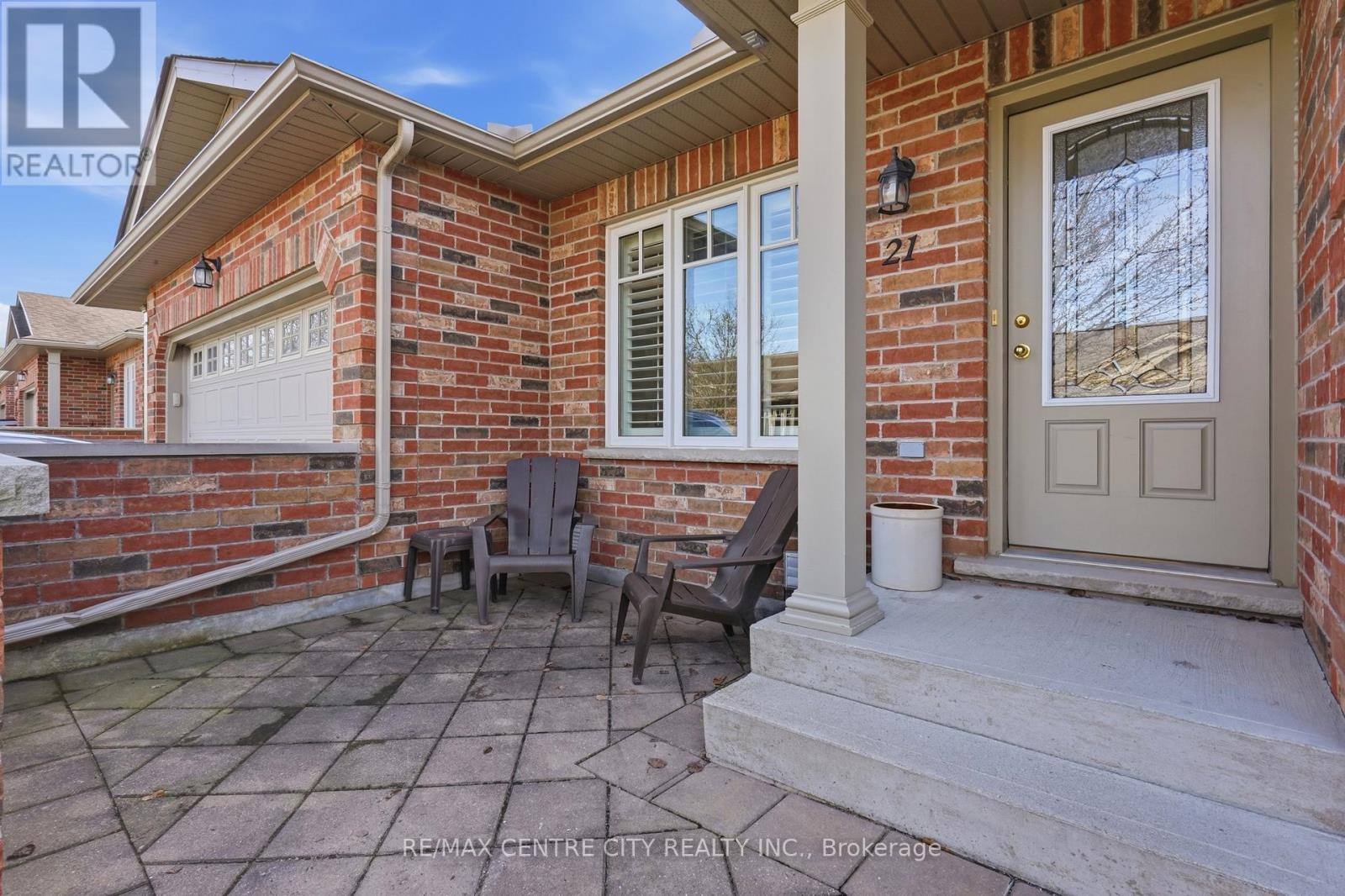21 - 121 MEADOWCREEK DRIVE - photo 2