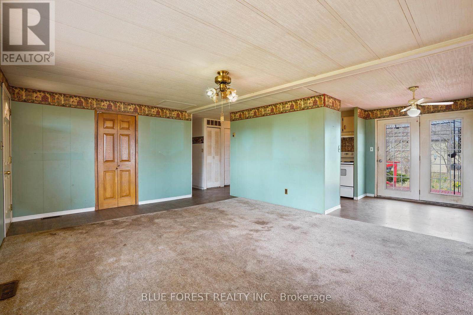 21698 JOHNSTON LINE Property Photo