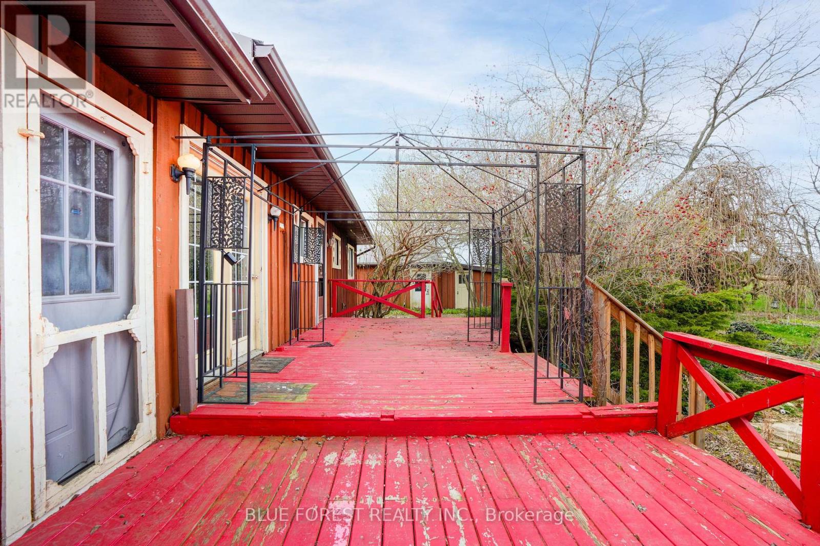 21698 JOHNSTON LINE Property Photo