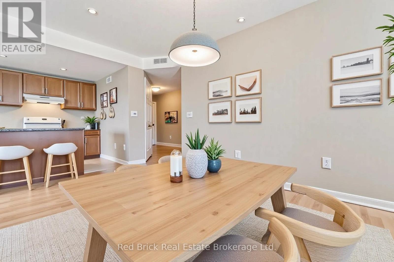 #207 6492 GERRIE ROAD - 21