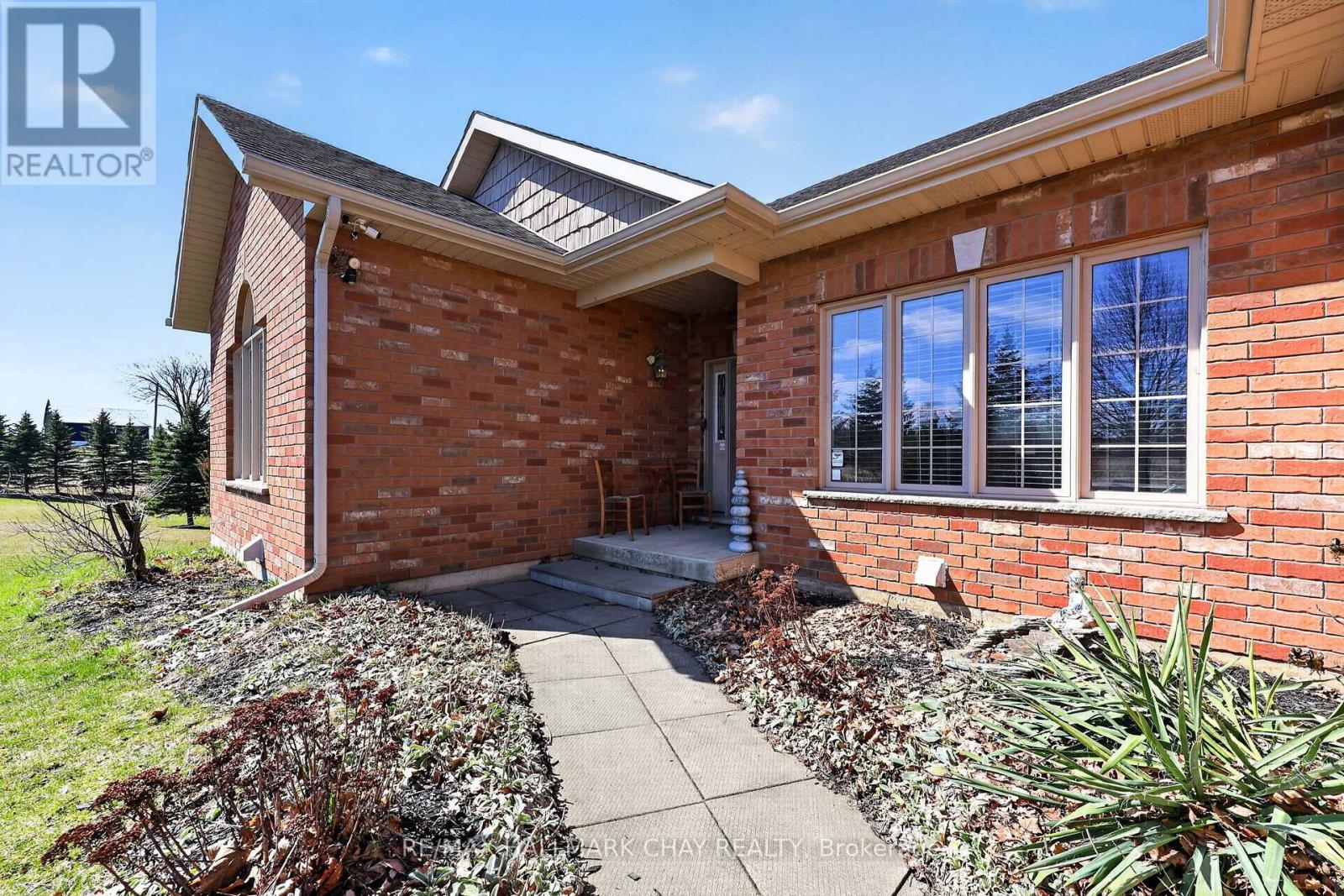 4912 CONCESSION RD 3 ROAD - 4