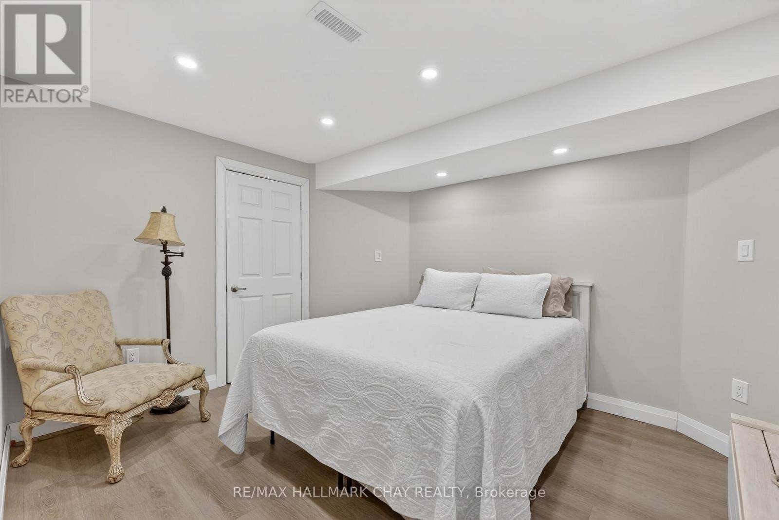 4912 CONCESSION RD 3 ROAD - 40