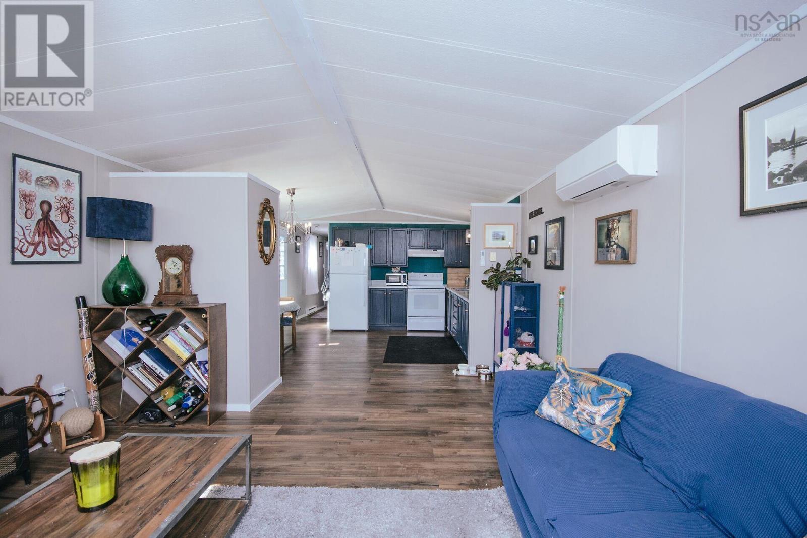 Property 21 of 40 of 1 Birch Street