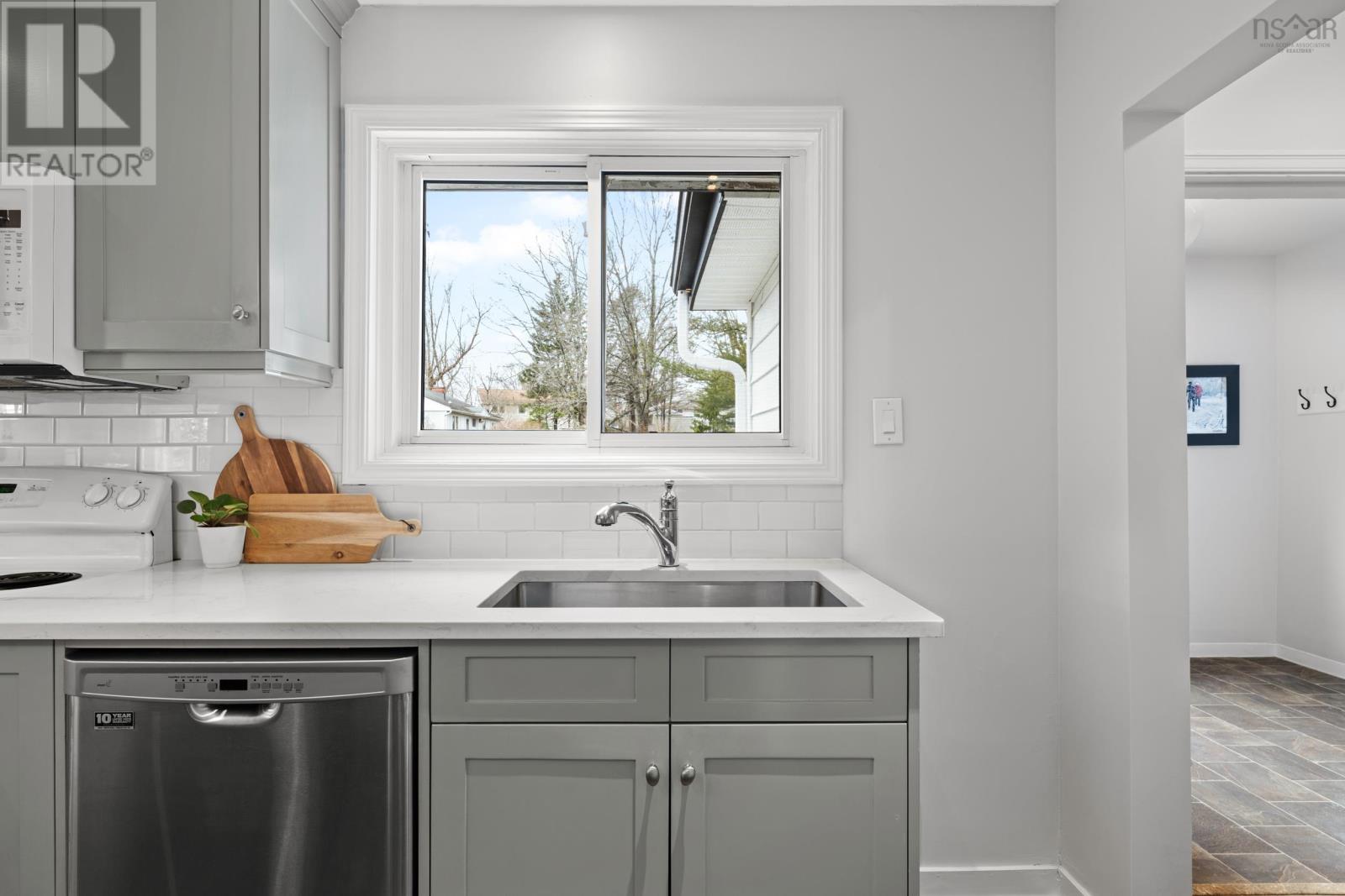 Property 17 of 47 of 13 Clifford Drive