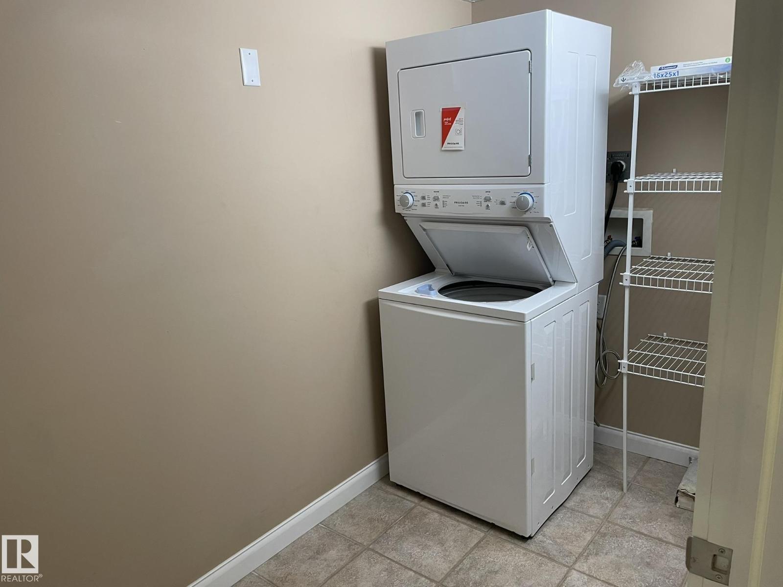#211 1406 HODGSON WY NW - 18