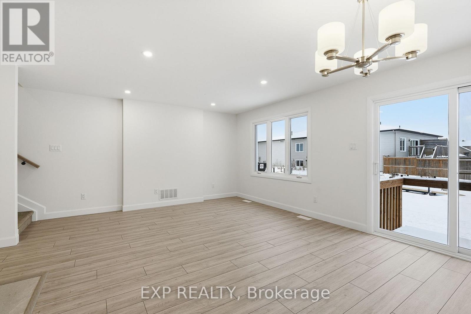 134 ELIZABETH STREET - 13