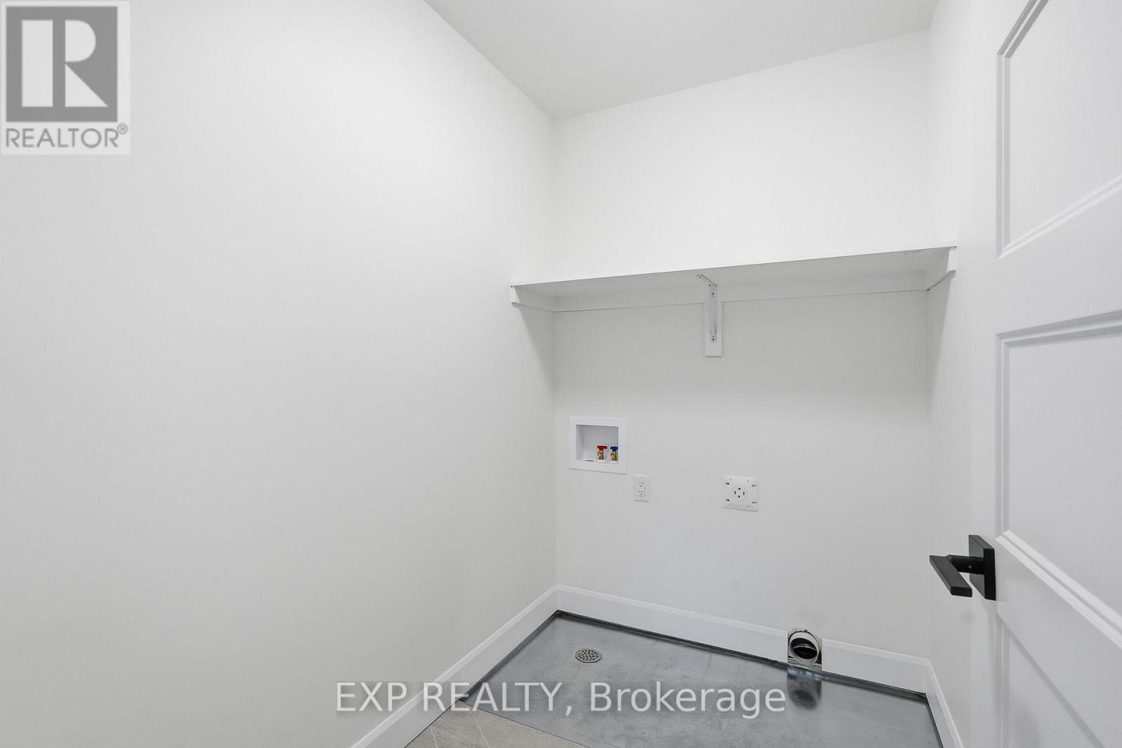 134 ELIZABETH STREET - 18