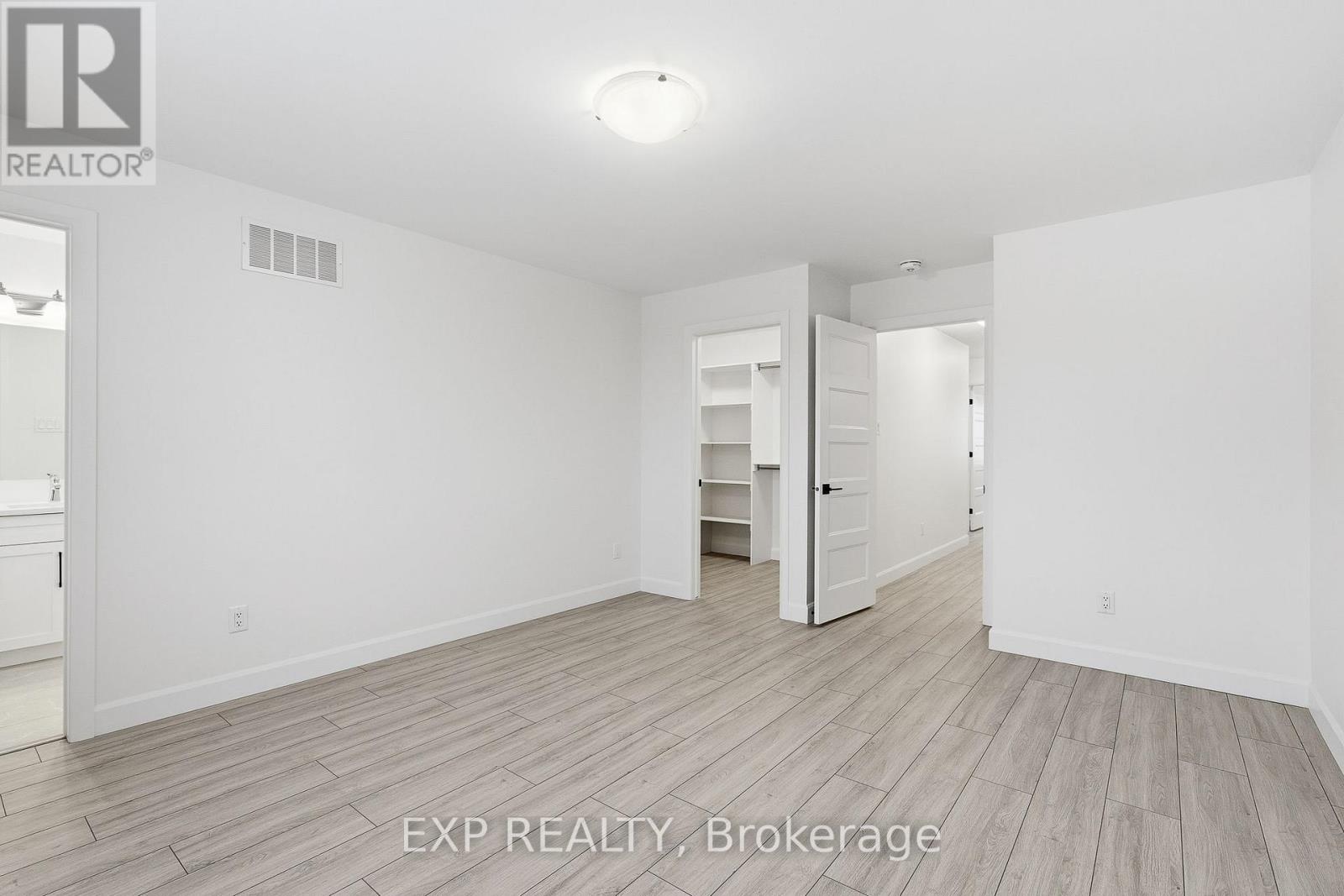 134 ELIZABETH STREET - 20
