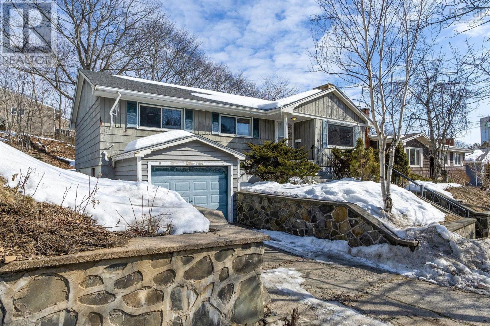 Property 2 of 45 of 2835 Joseph Howe Drive