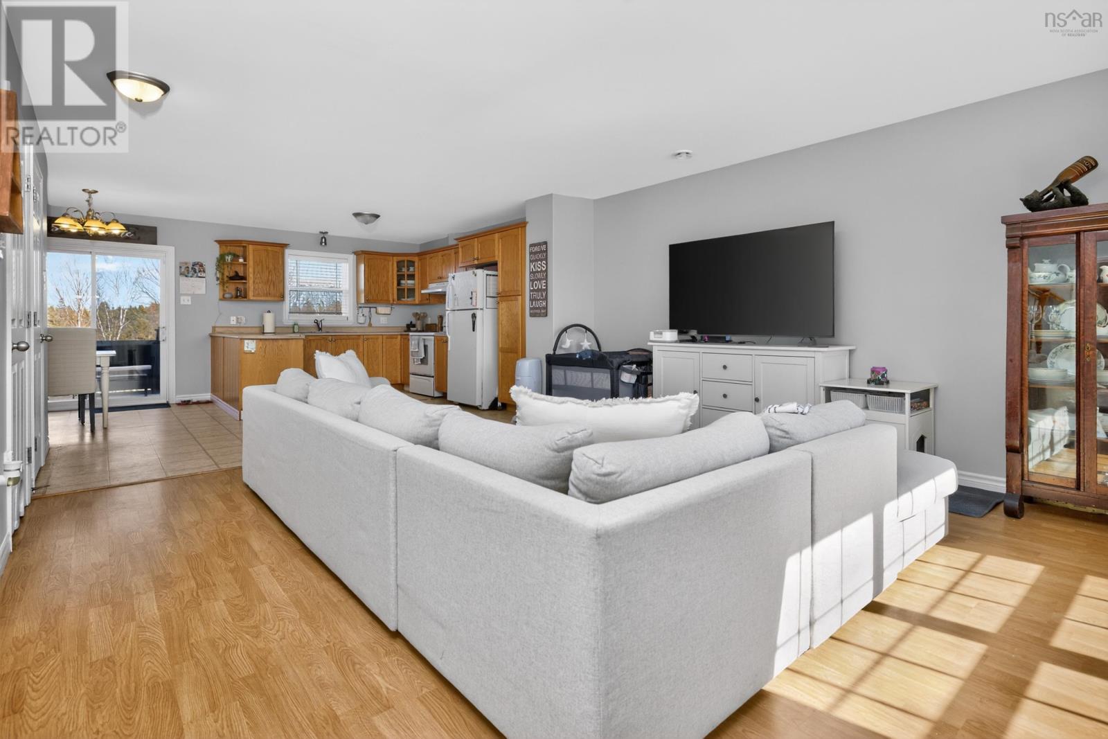 Property 4 of 40 of 73 Atikian Drive