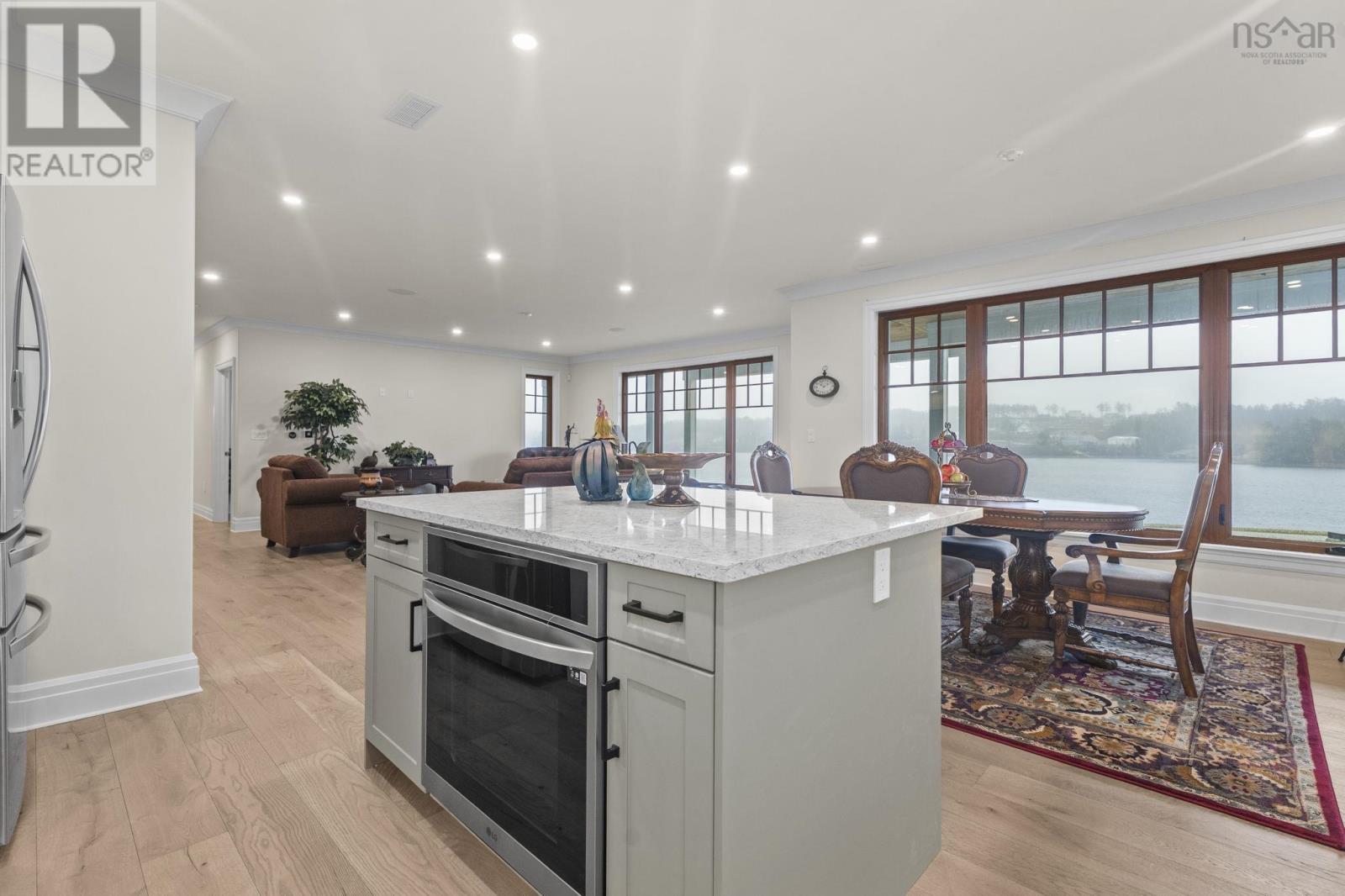 Property 27 of 48 of 10 Mary Lane