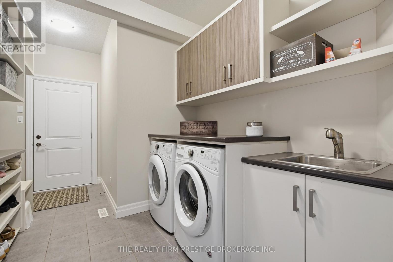 1104 COATES LANE Property Photo