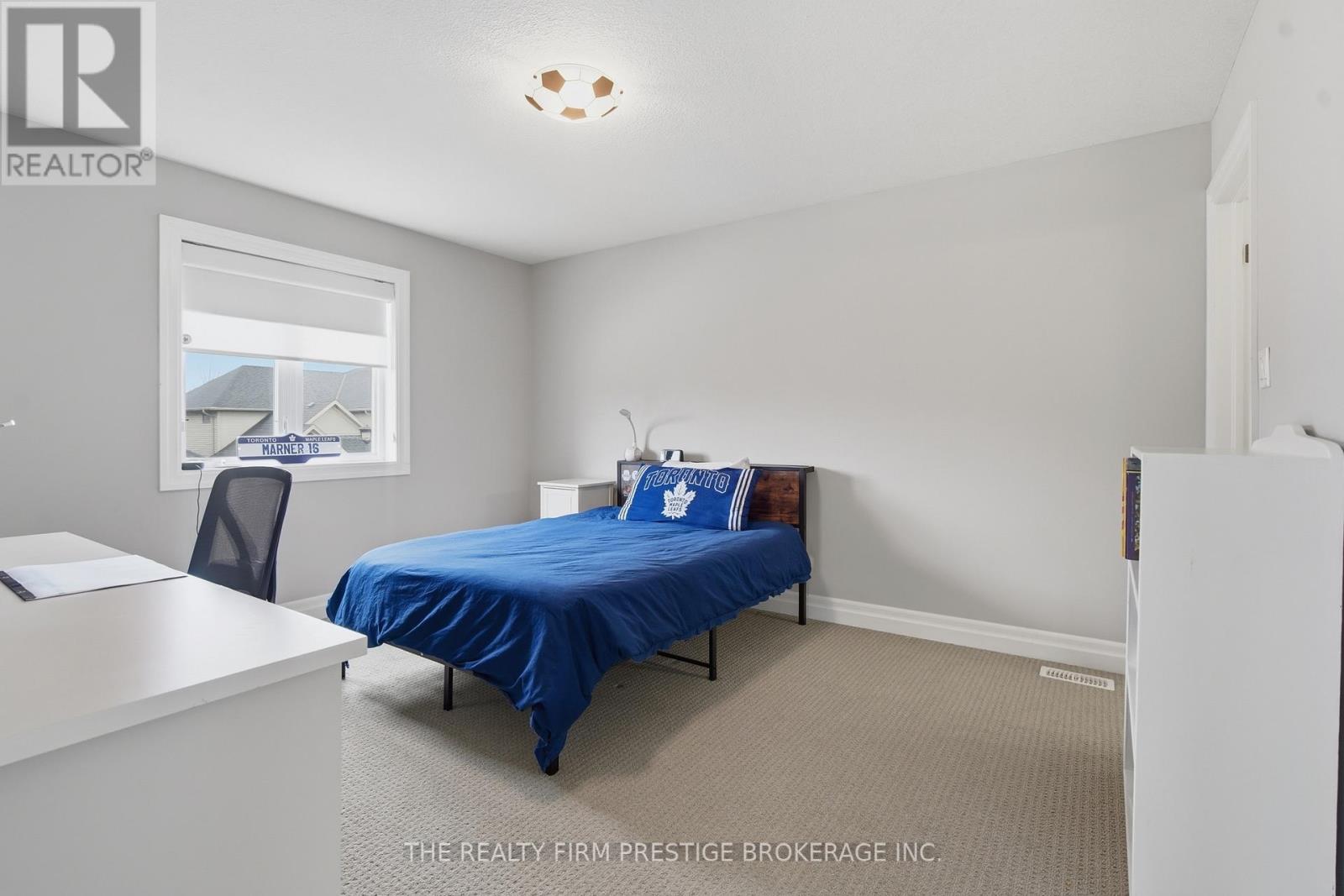 1104 COATES LANE Property Photo