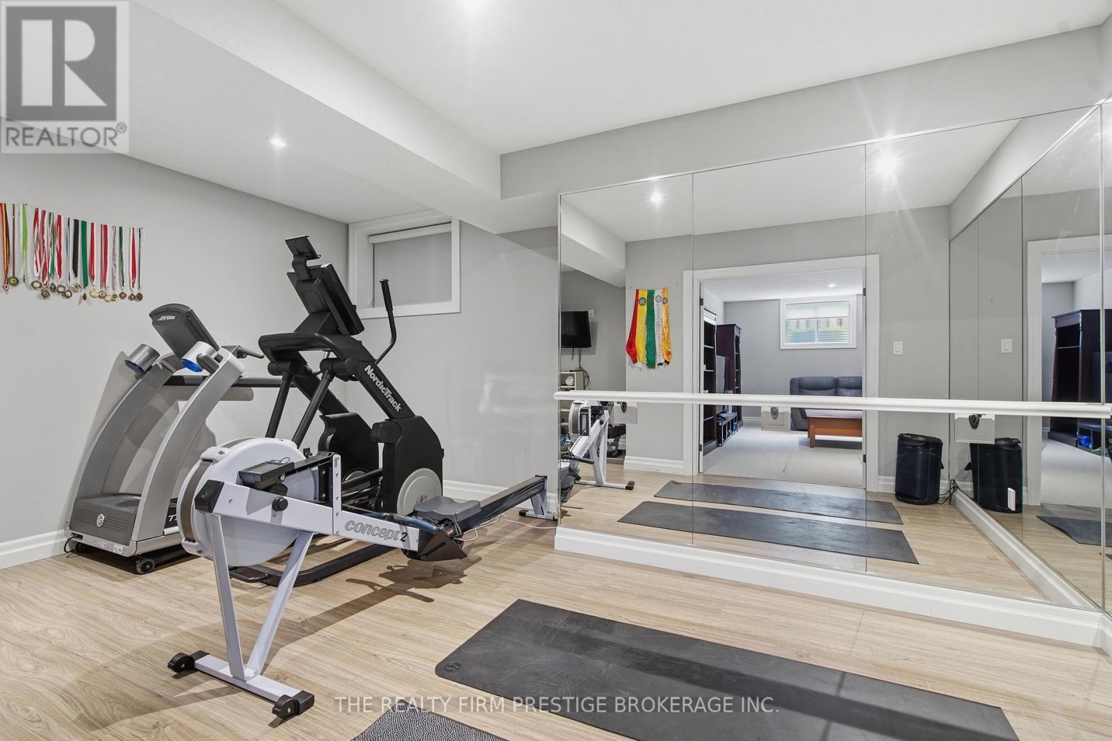 1104 COATES LANE Property Photo