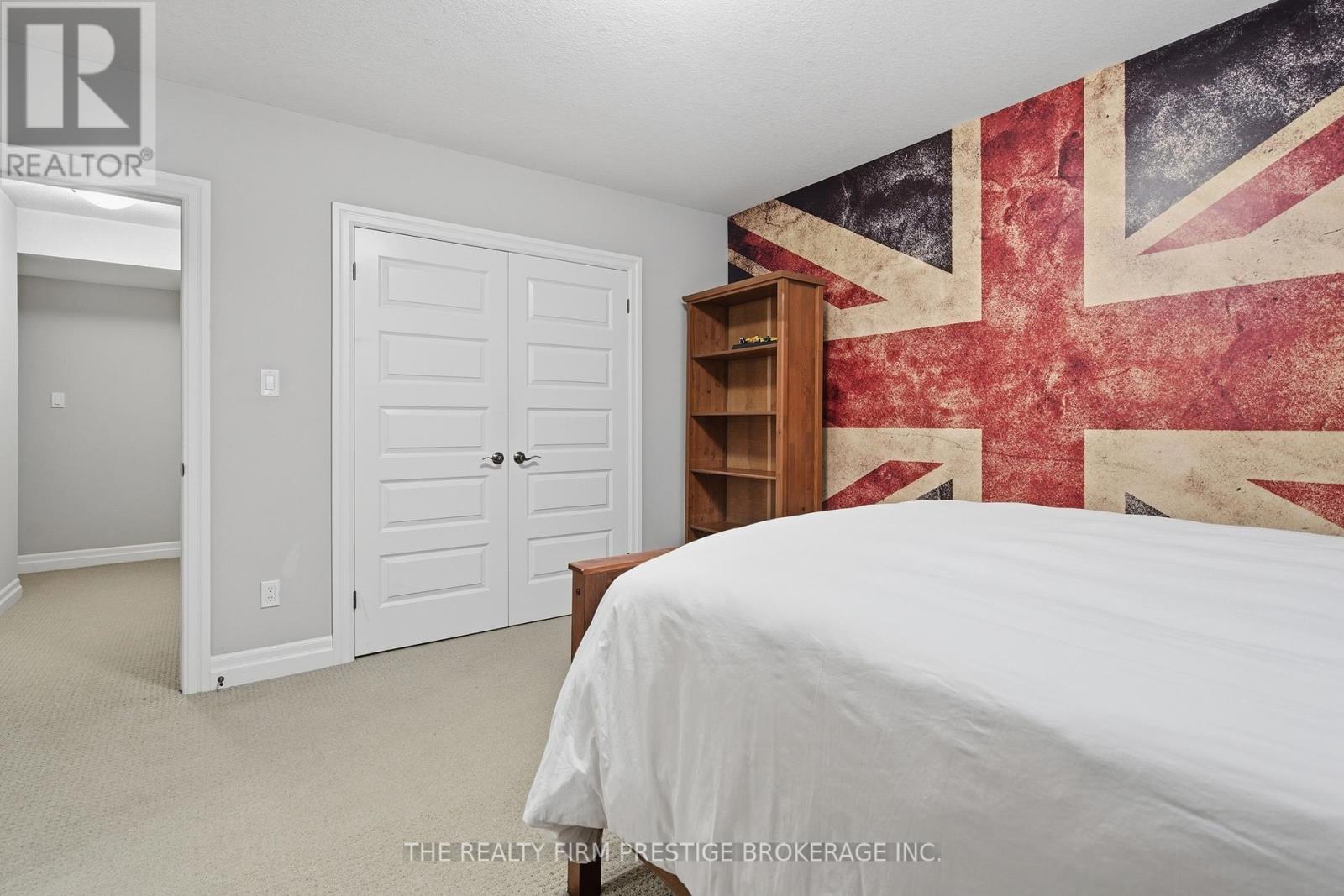 1104 COATES LANE Property Photo