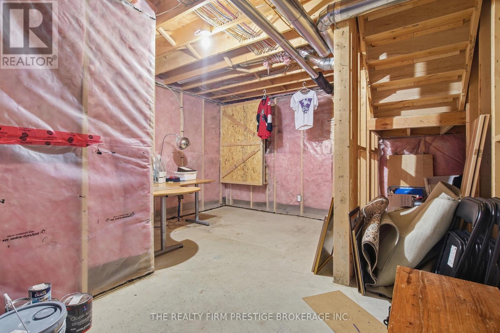 1104 COATES LANE Property Photo