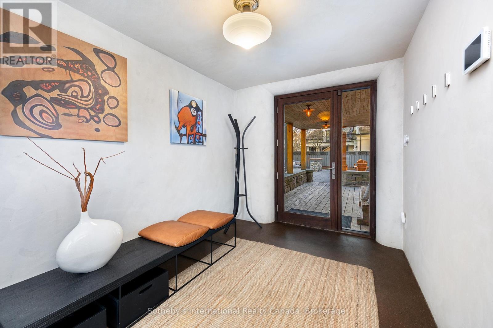 55 CHISHOLM STREET - 12