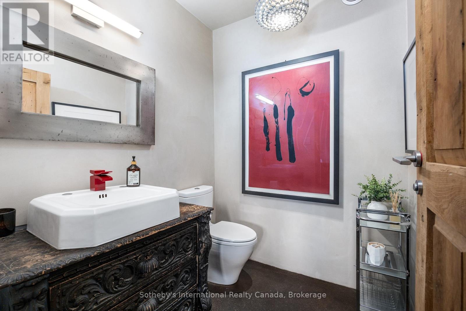 55 CHISHOLM STREET — photo 20