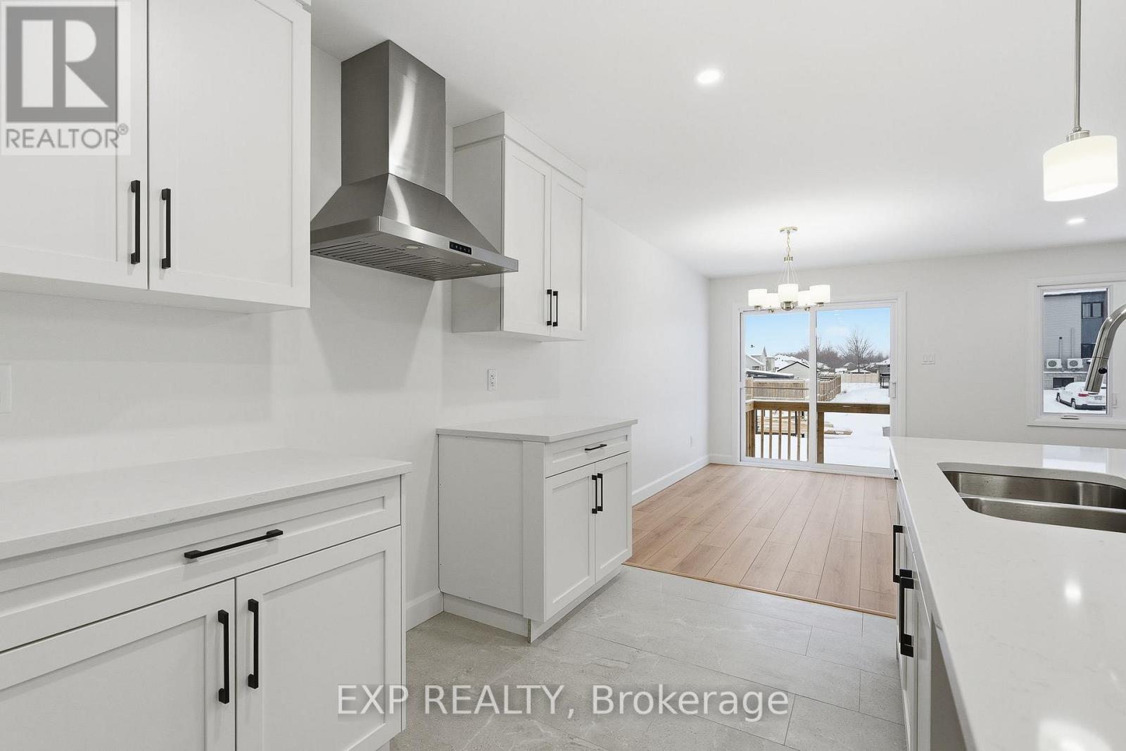 136 ELIZABETH STREET STREET - 8