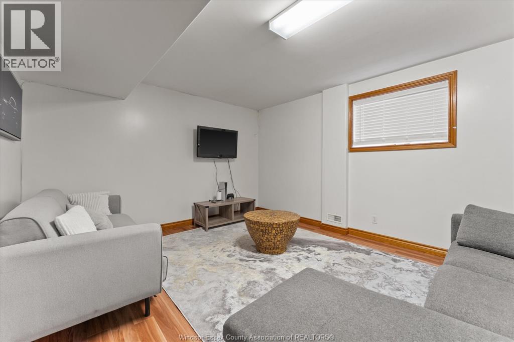 1751 RANKIN - 25