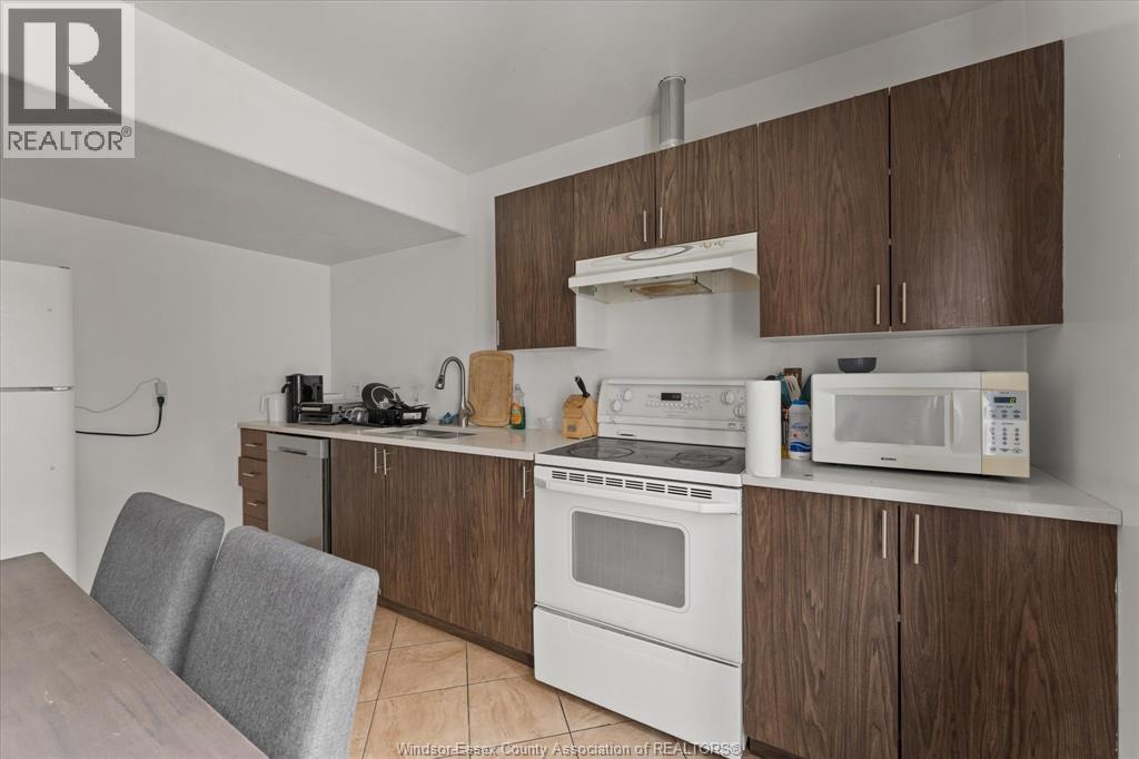 1751 RANKIN - 30