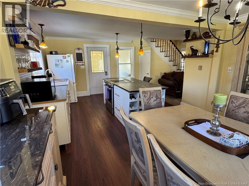 15 Underhill Street - 12