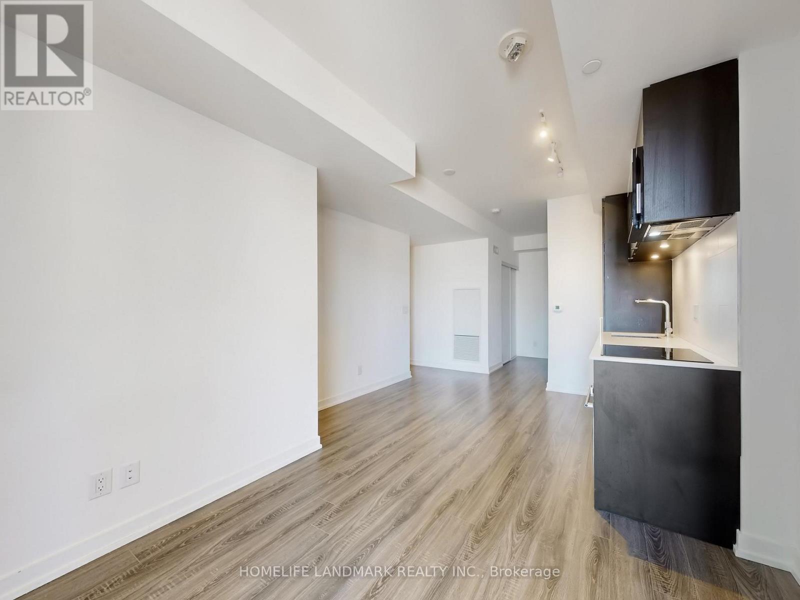 #1419 20 EDWARD STREET - 19