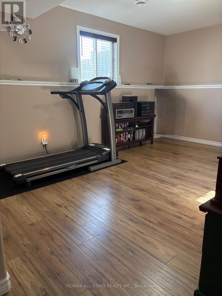 Lower Level Bedroom 2