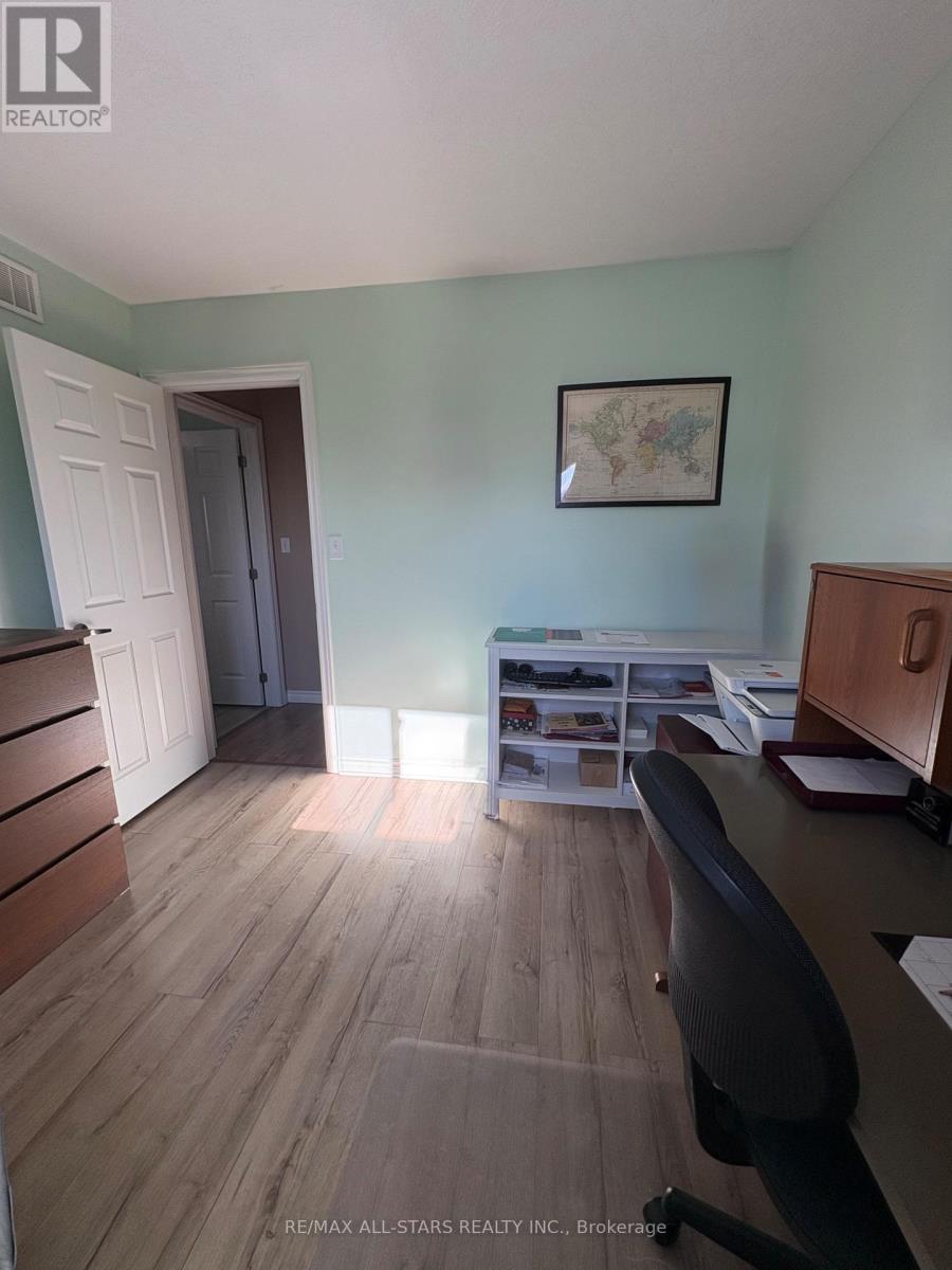 Office/ Bedroom 3
