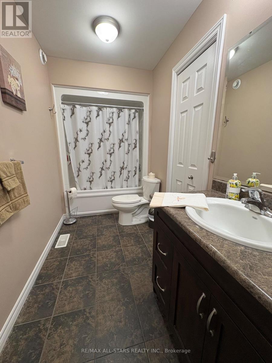 Main Bath J & J