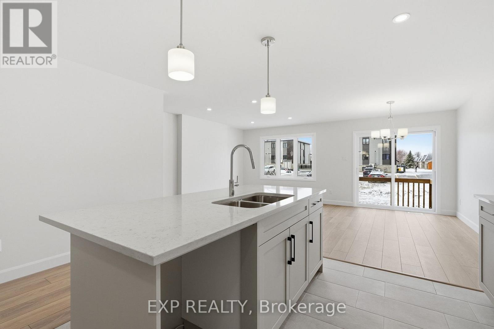 138 ELIZABETH STREET - 7