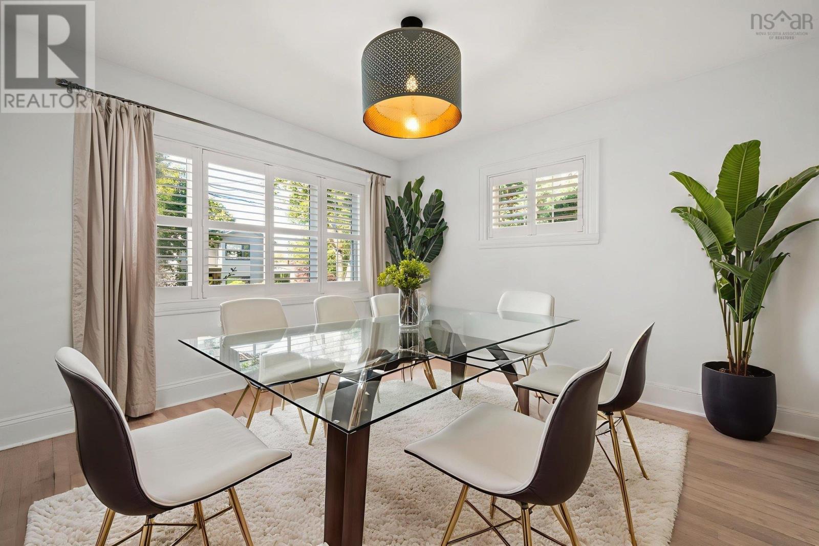 Property 17 of 43 of 1139 Dalhousie Street