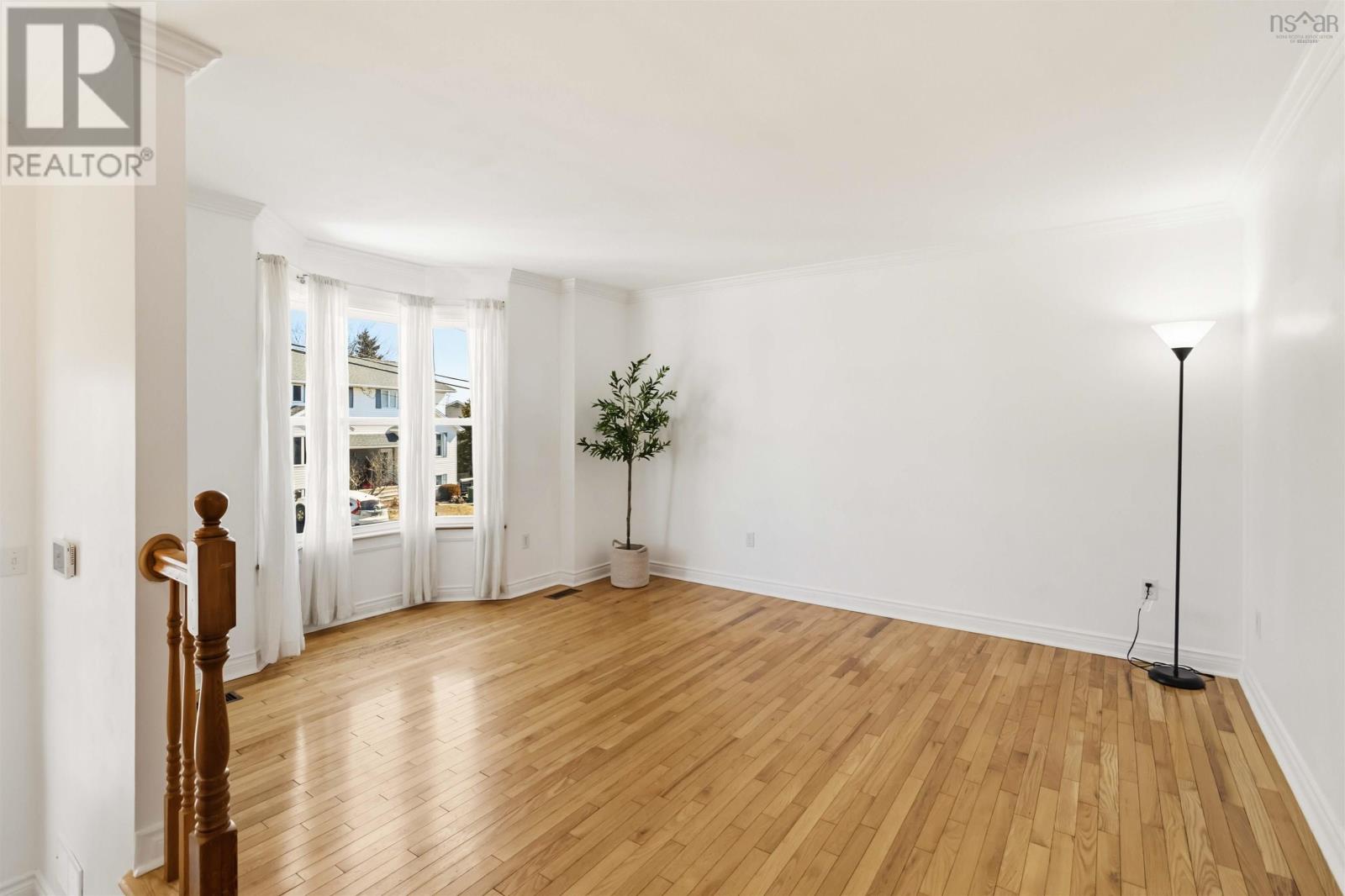 Property 5 of 27 of 67 Serocco Crescent