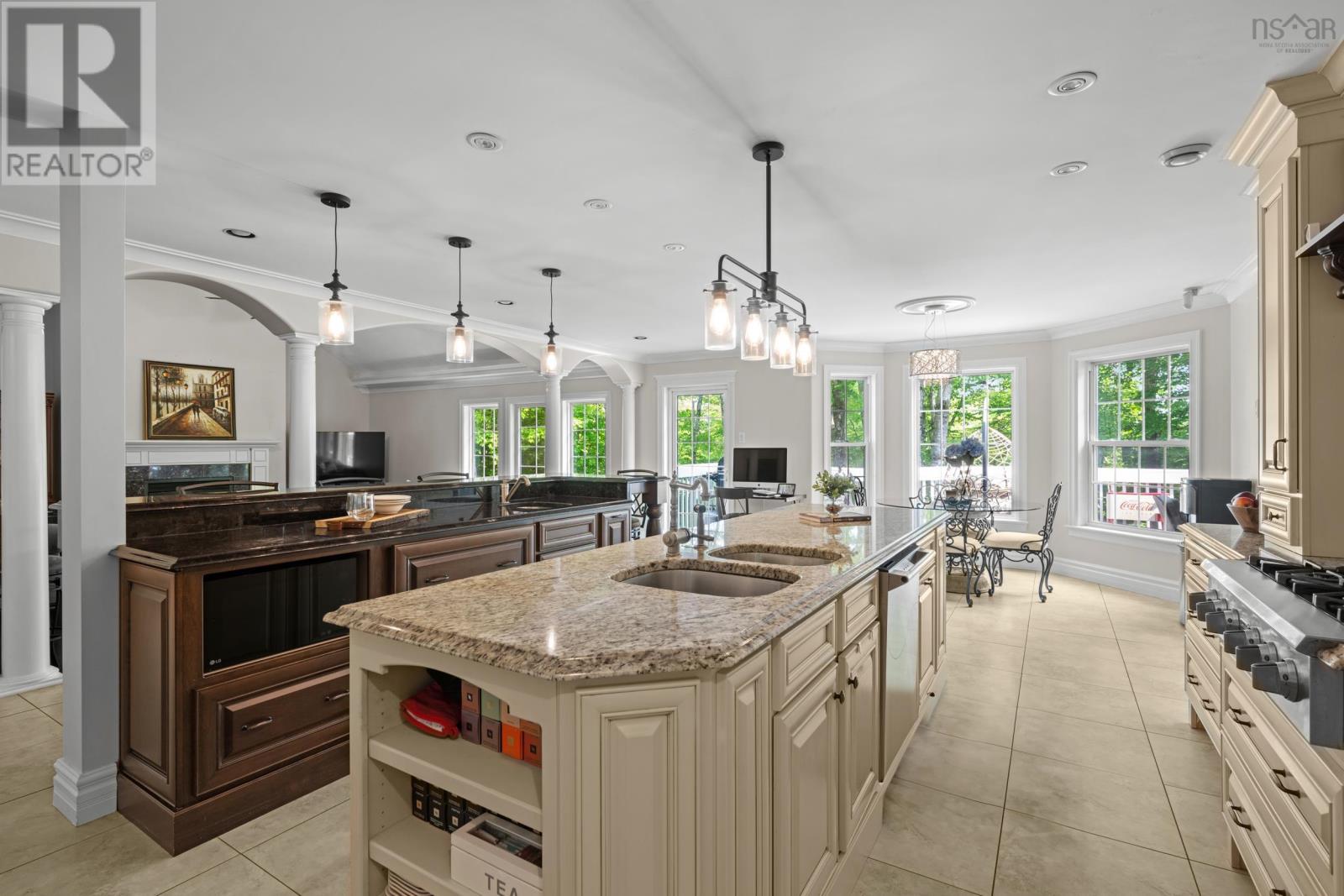 Property 20 of 49 of 14 Club House Lane