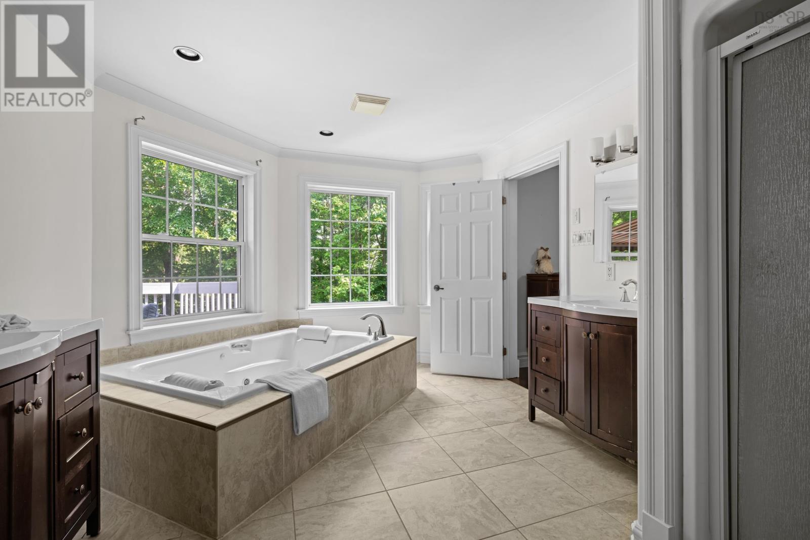 Property 28 of 49 of 14 Club House Lane