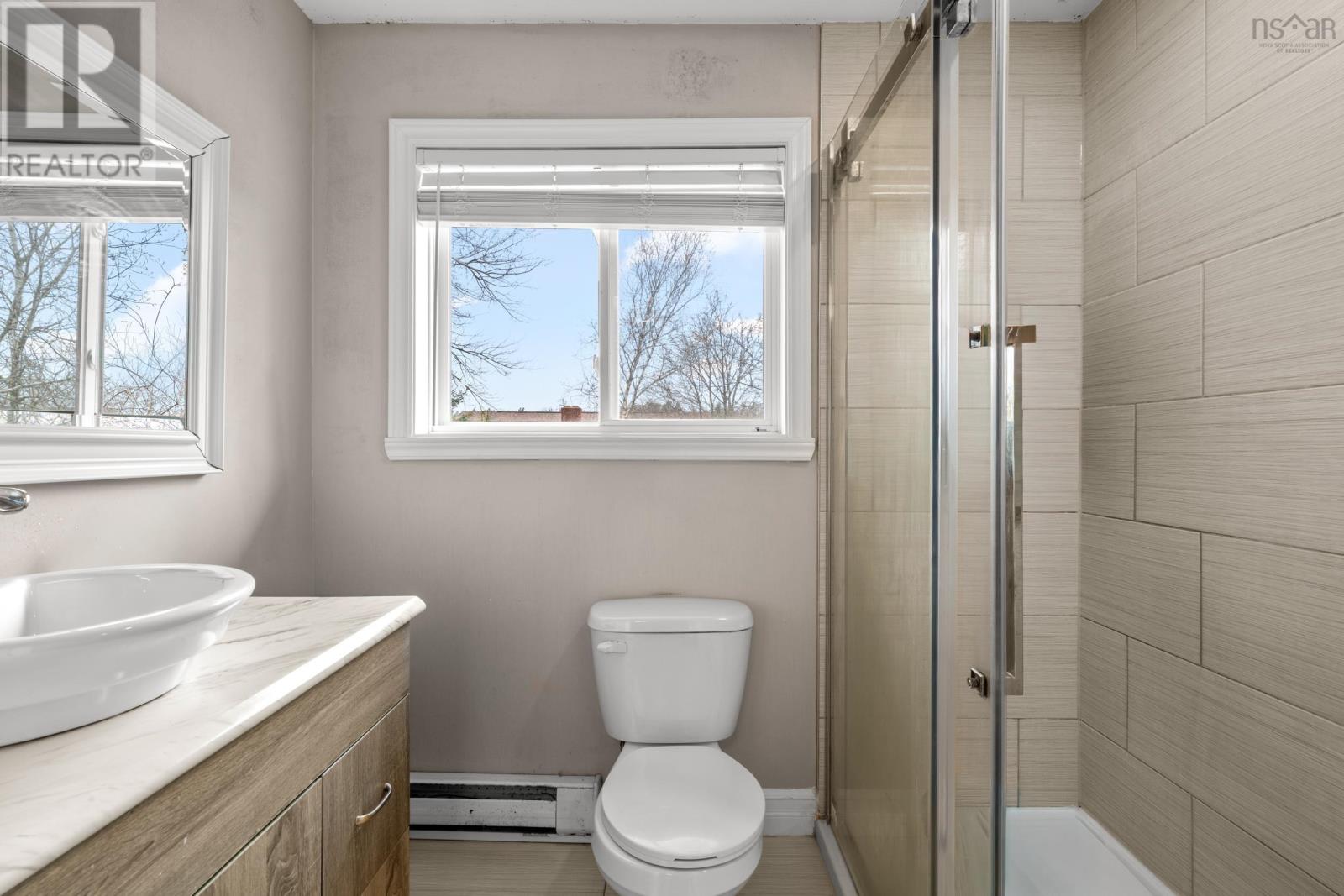 Property 24 of 47 of 76 Merrimac Drive