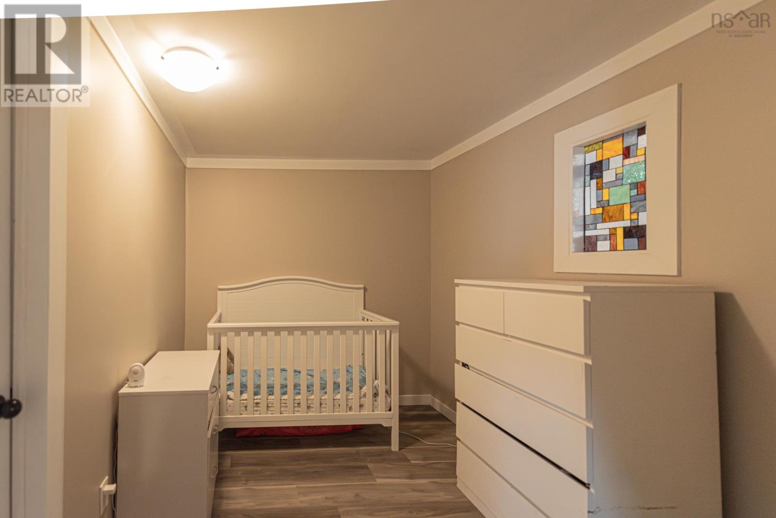 Property 27 of 46 of 925 Lorne Street