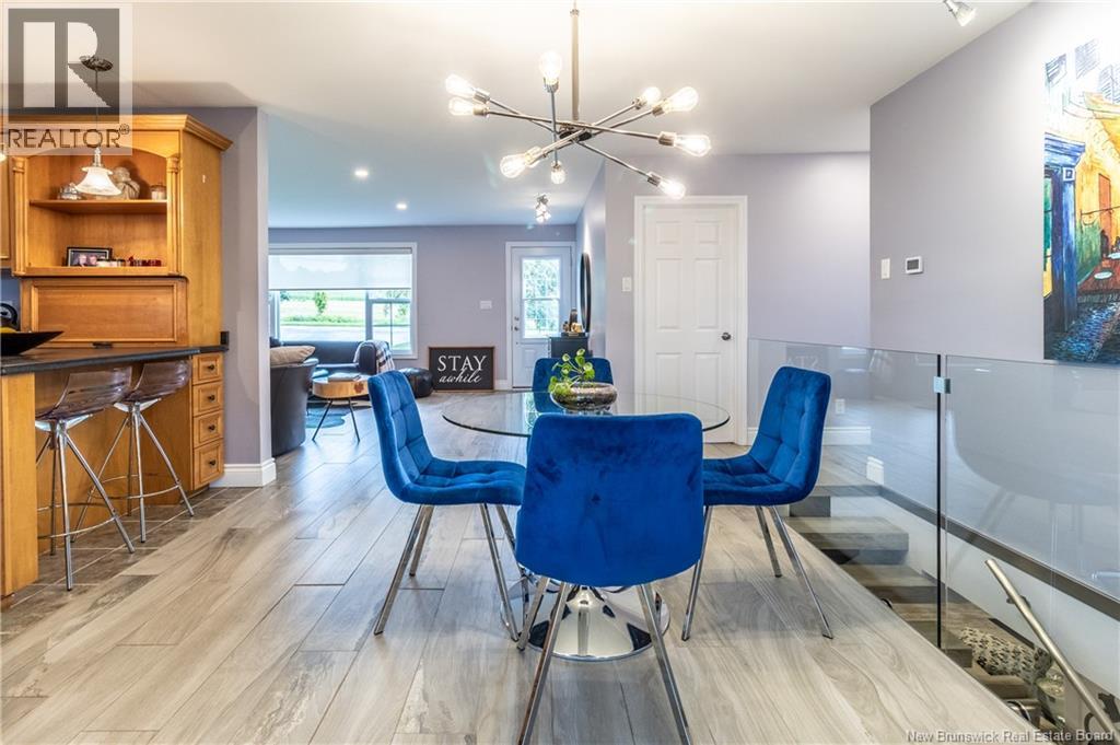 615 Rockland Road - 16