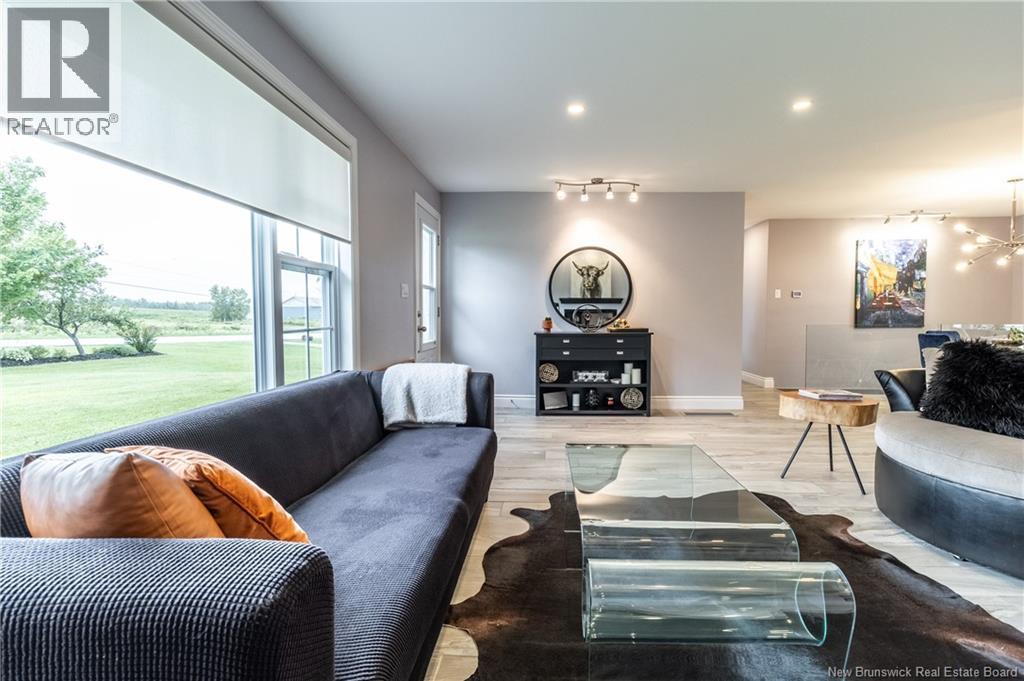 615 Rockland Road - 21