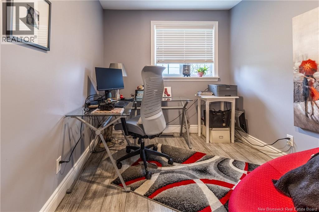 615 Rockland Road - 25