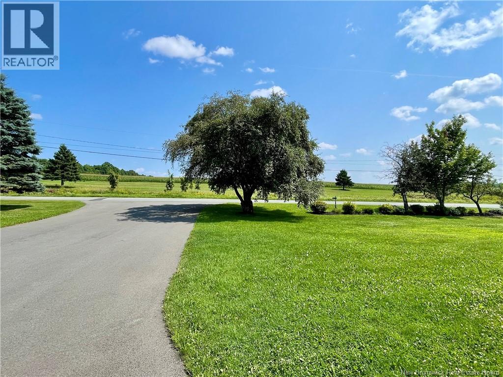 615 Rockland Road - 4