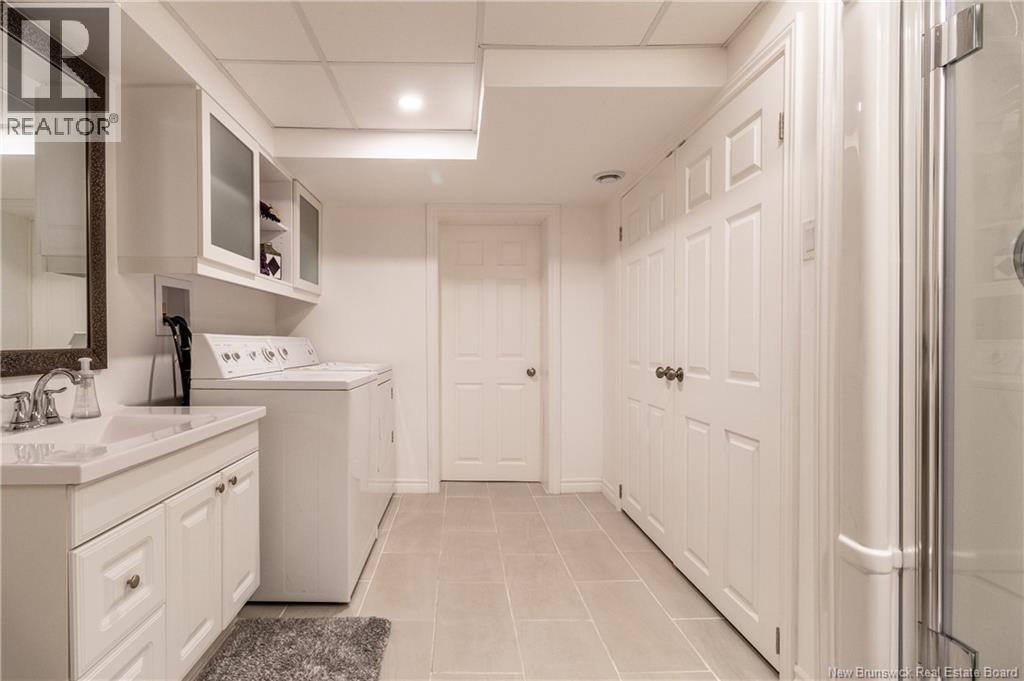615 Rockland Road - 41