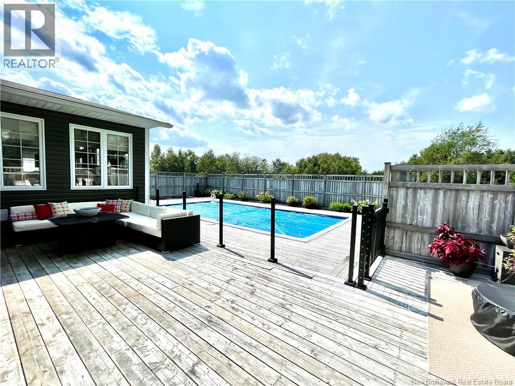 615 Rockland Road — photo 43