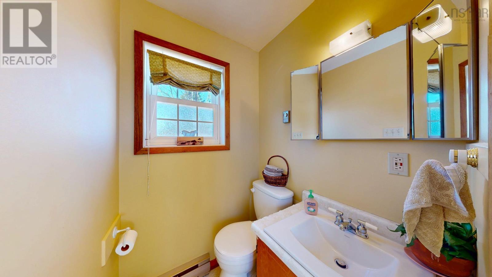 Property 23 of 48 of 124 Pomquet Monks Head Road