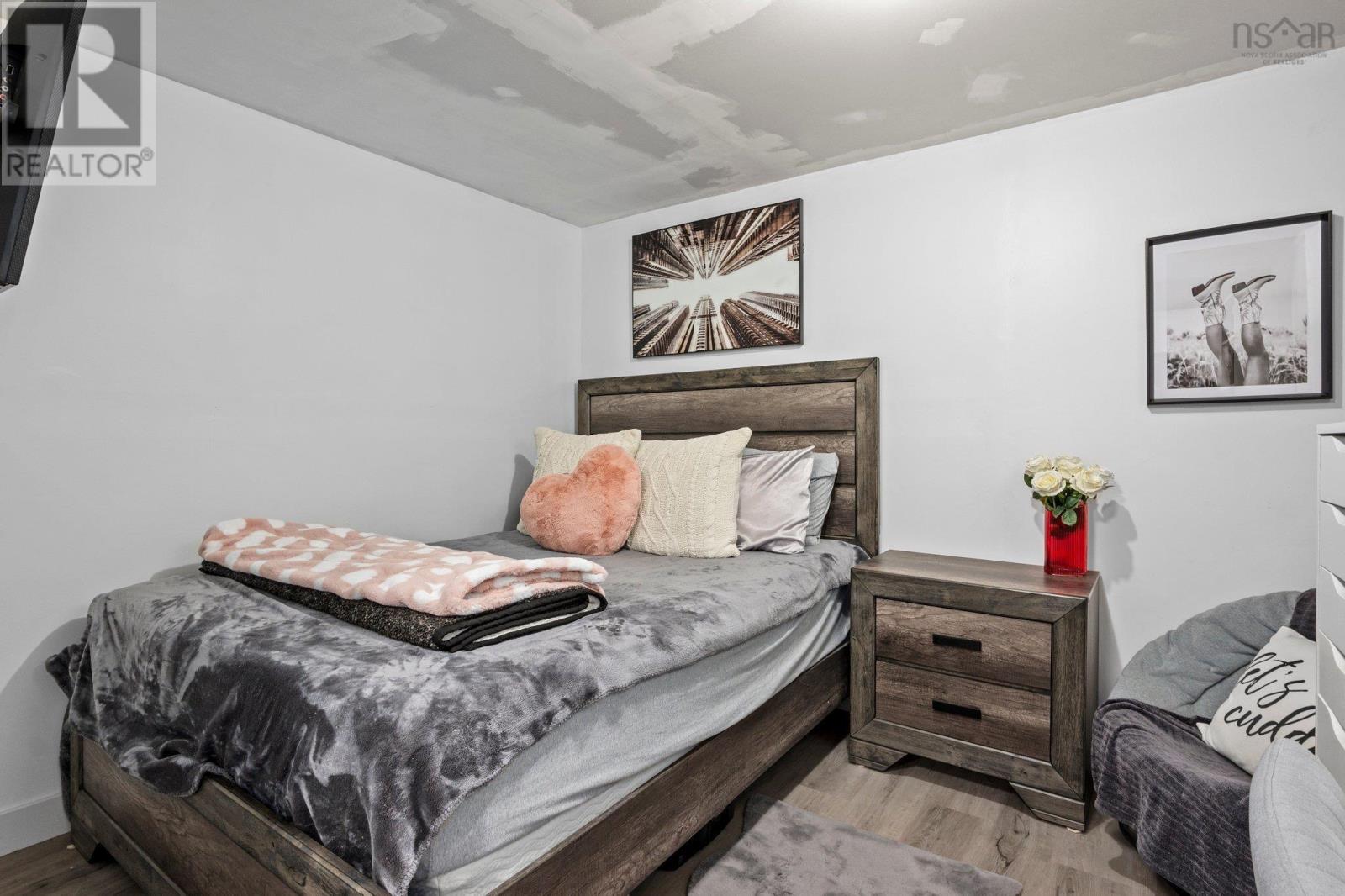 Property 22 of 34 of 20 Steed Court