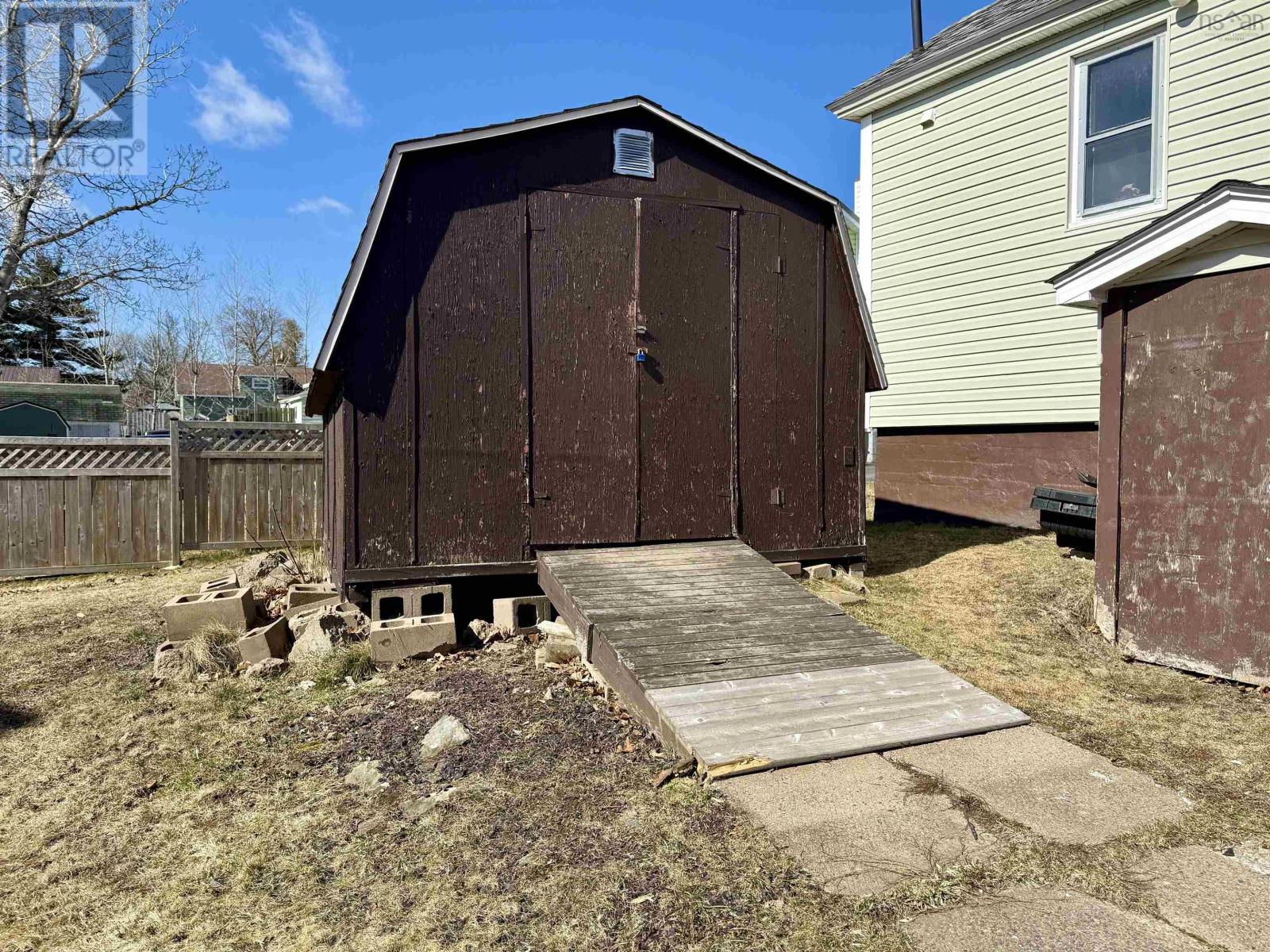 Property 38 of 38 of 23 Queen Street