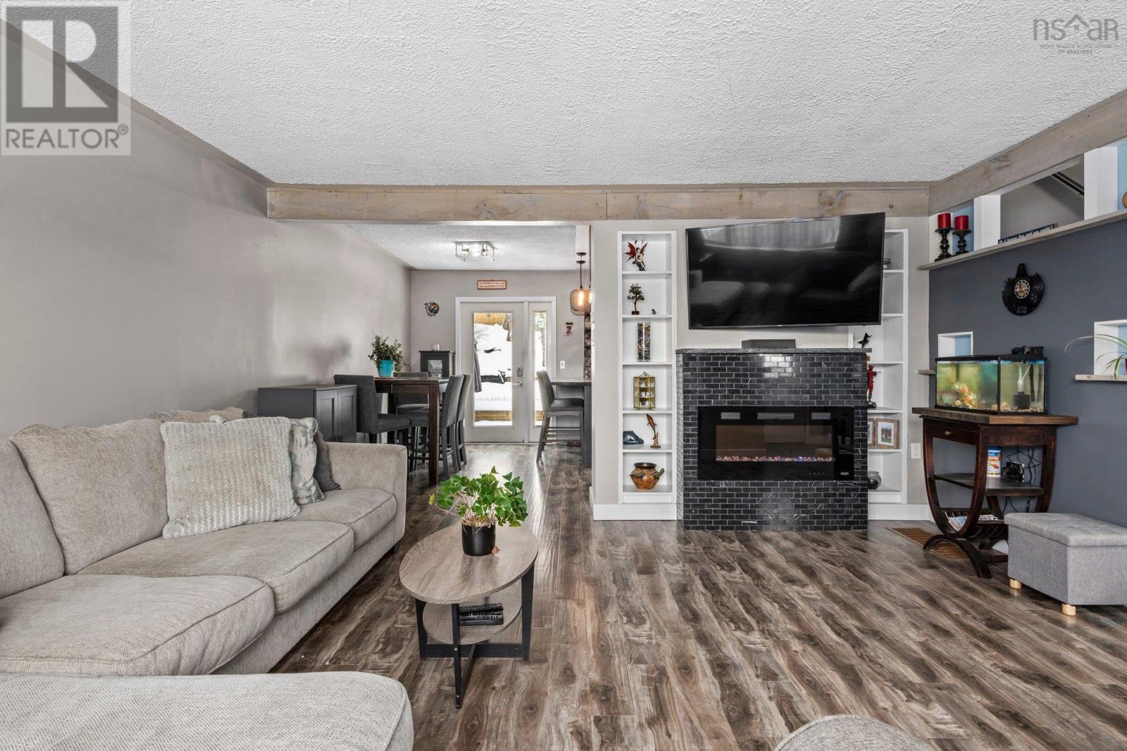 Property 5 of 34 of 20 Steed Court