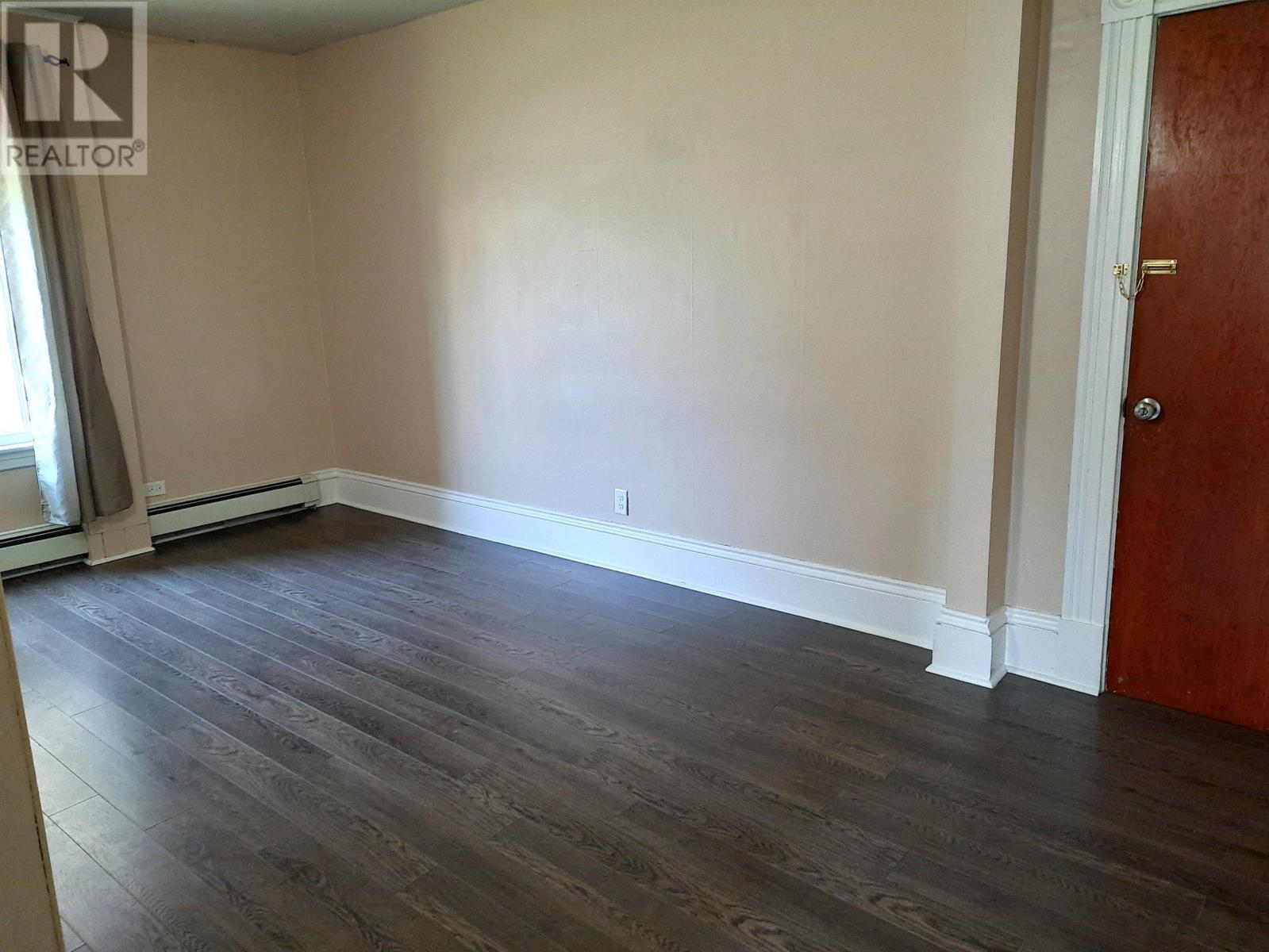 Property 20 of 38 of 23 Queen Street