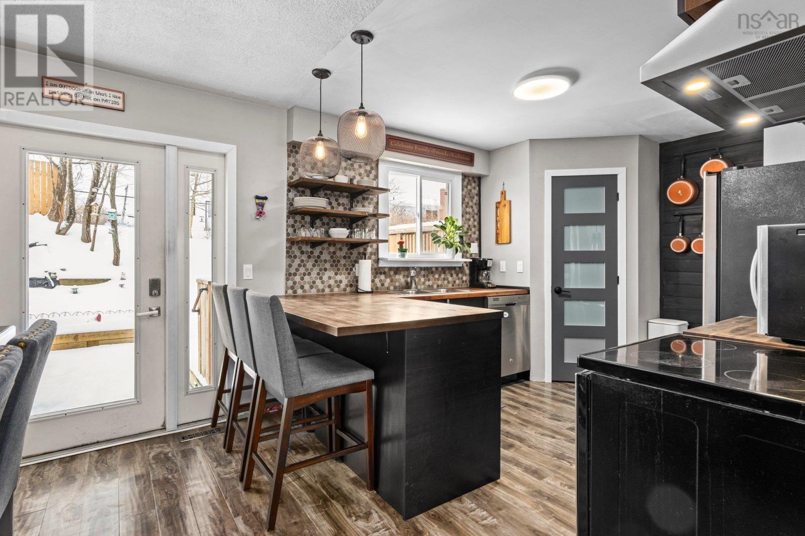 Property 7 of 34 of 20 Steed Court